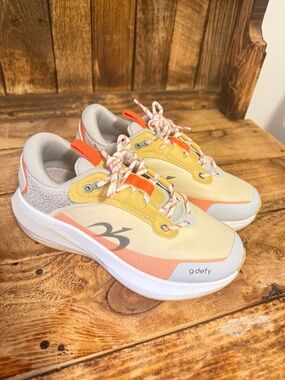 Gdefy ladies sneakers size 7.5